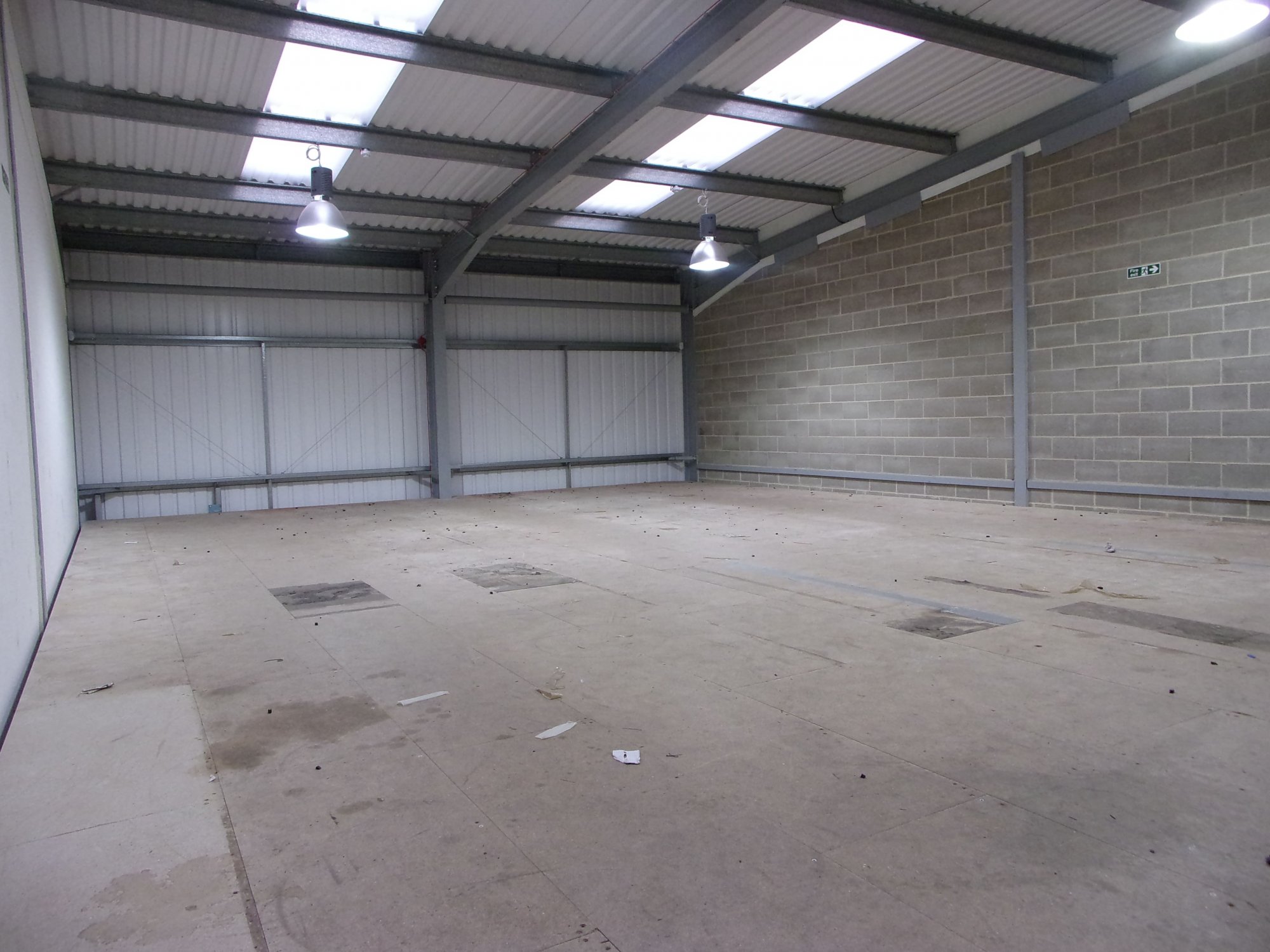 19 Thurrock Trade Park Modern Trade Counter/Warehouse/Industrial Unit